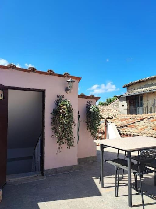 Pink House Apartamento Fara in Sabina Exterior foto